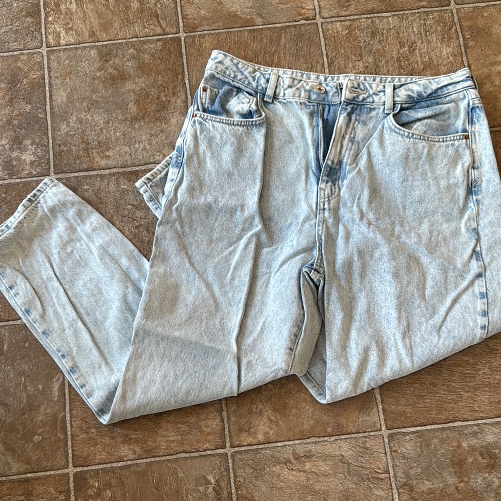 Zara Light Blue Denim Mom Jeans- Size 10